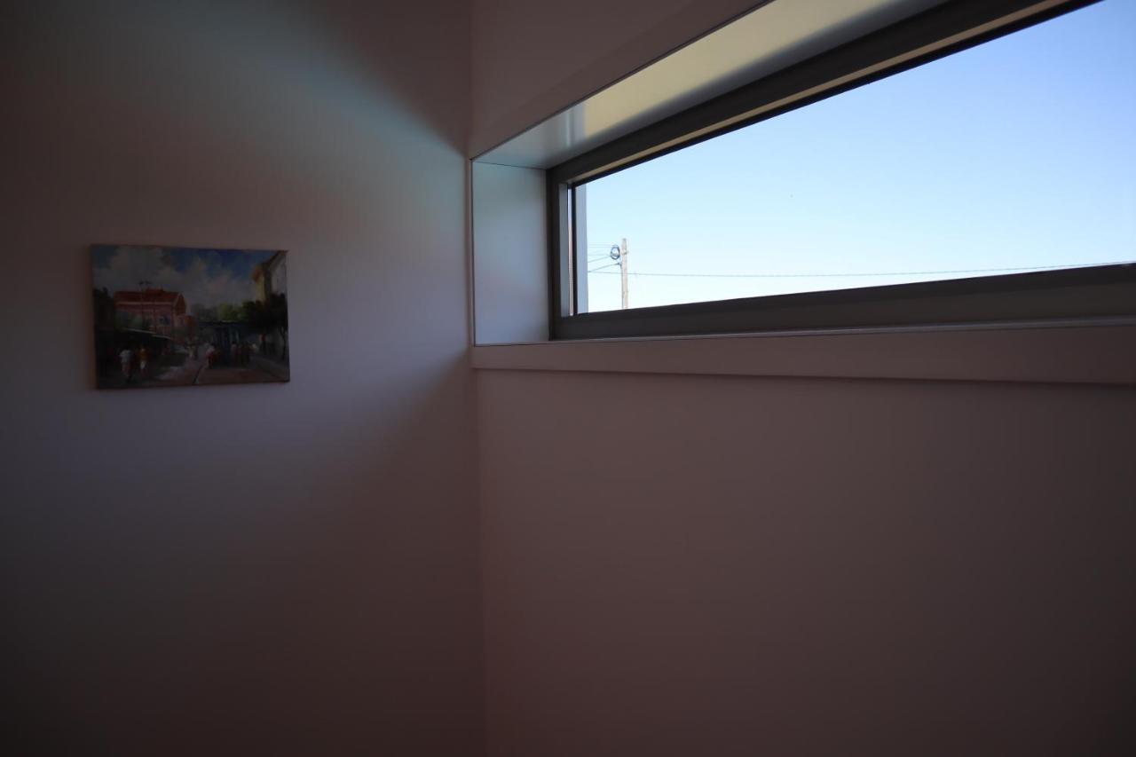 Villa Dos Salgados, 5Bdr, Beach Front, Near Salgados Golf Club Гия Екстериор снимка