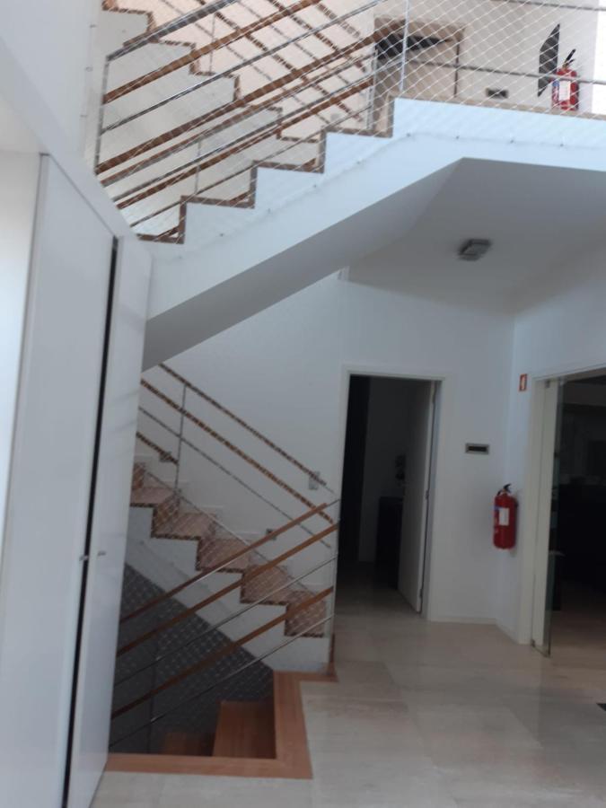 Villa Dos Salgados, 5Bdr, Beach Front, Near Salgados Golf Club Гия Екстериор снимка